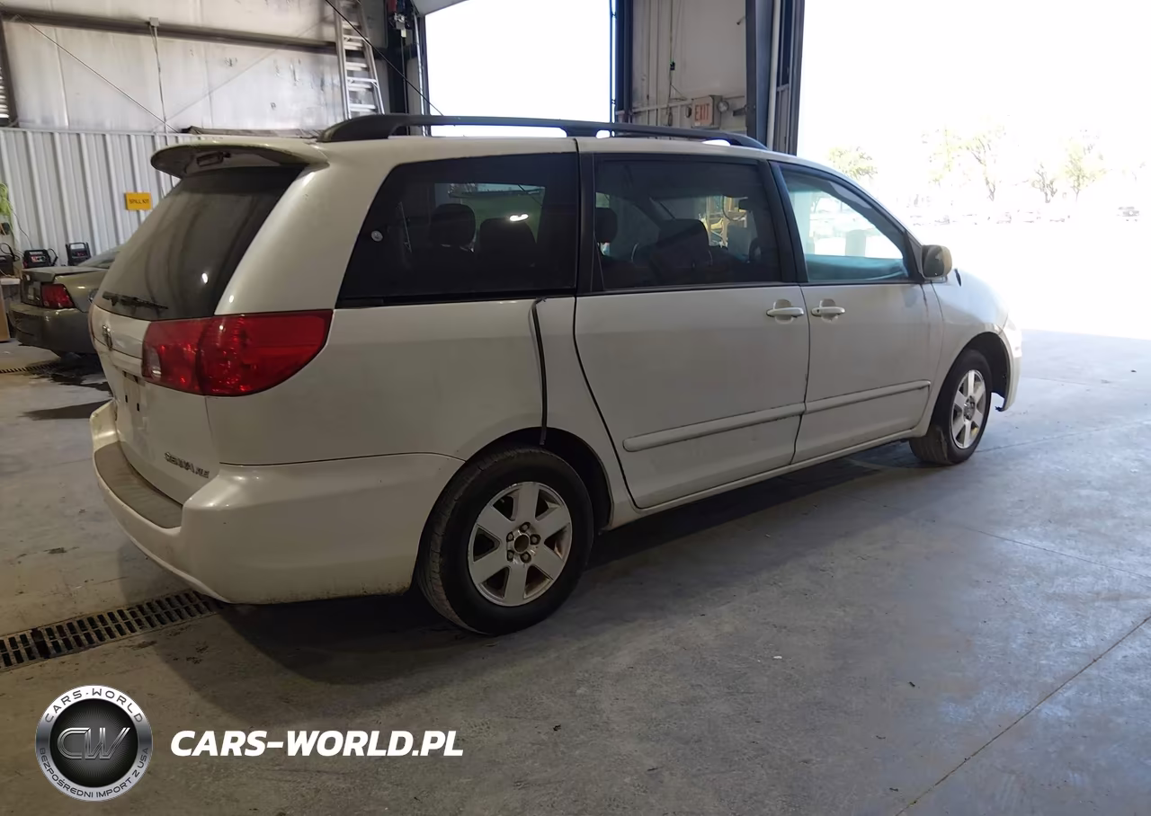 2008 Toyota Sienna Xle VIN:5TDZK22C28S210628 - 4