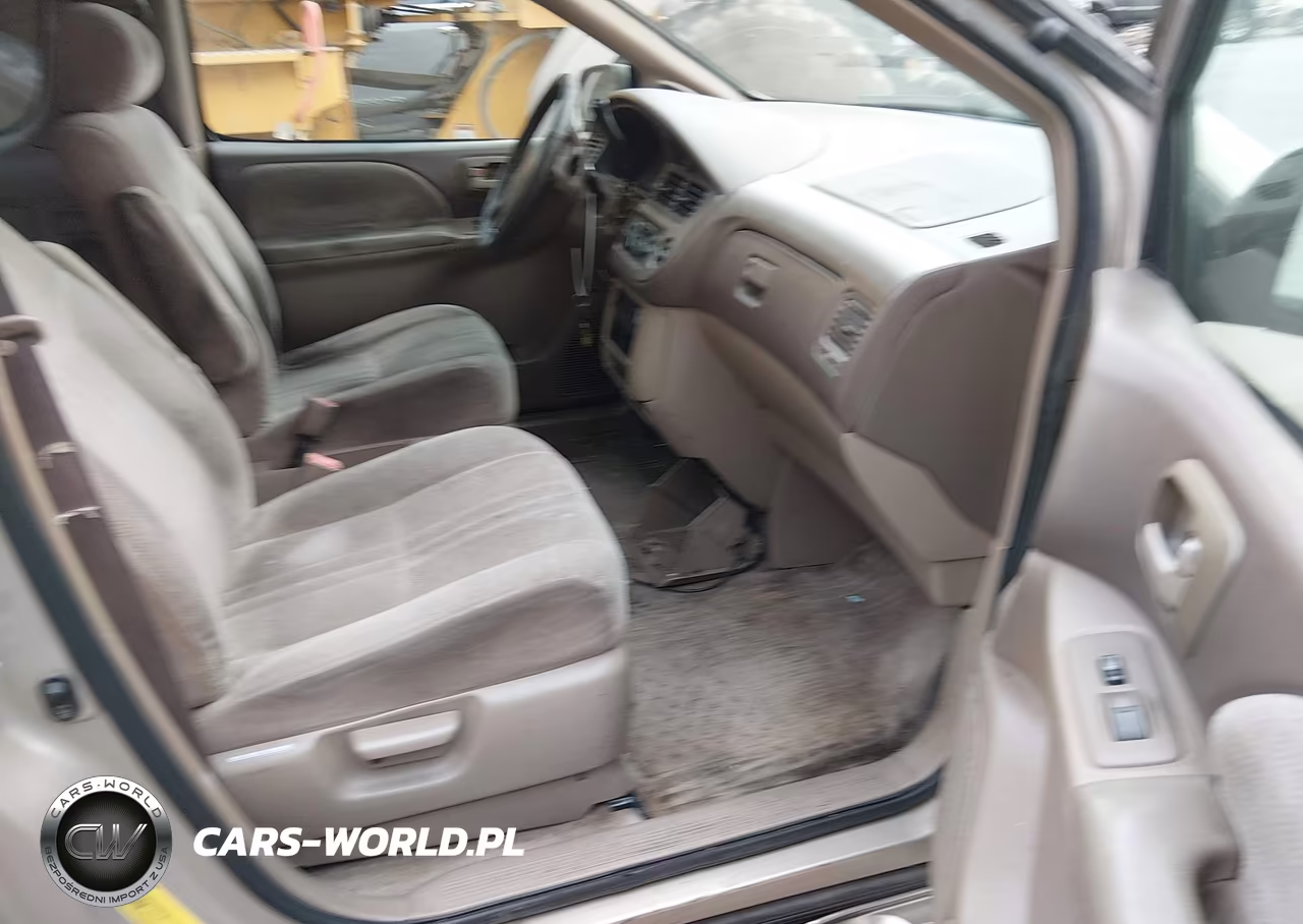 2002 Toyota Sienna Le VIN:4T3ZF13C42U497313 - 5