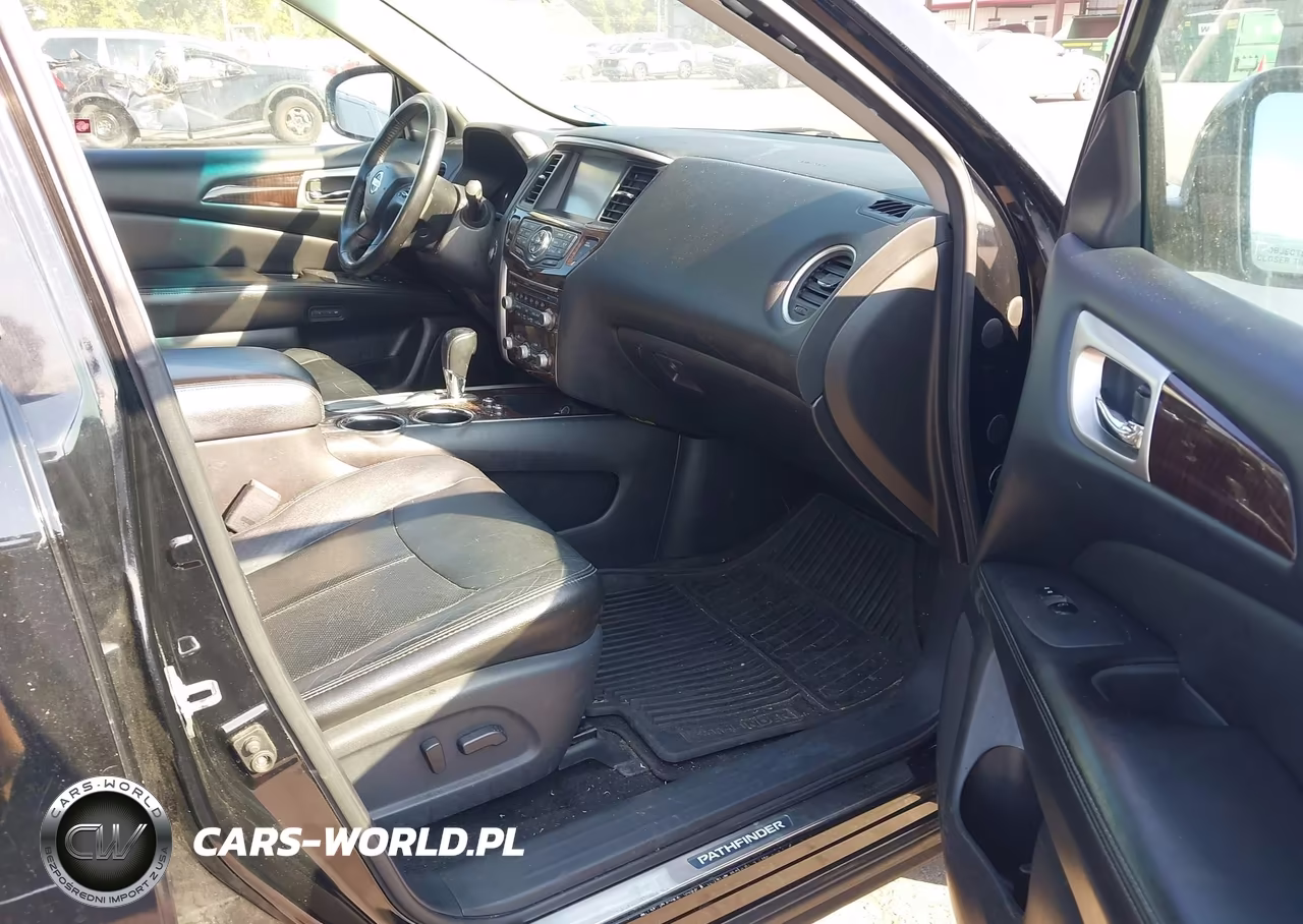 2014 Nissan Pathfinder Platinum VIN:5N1AR2MN2EC623892 - 5