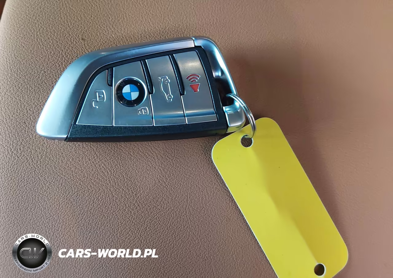 2023 BMW X5 Phev xDrive45E VIN:5UXTA6C02P9N69266 - 11