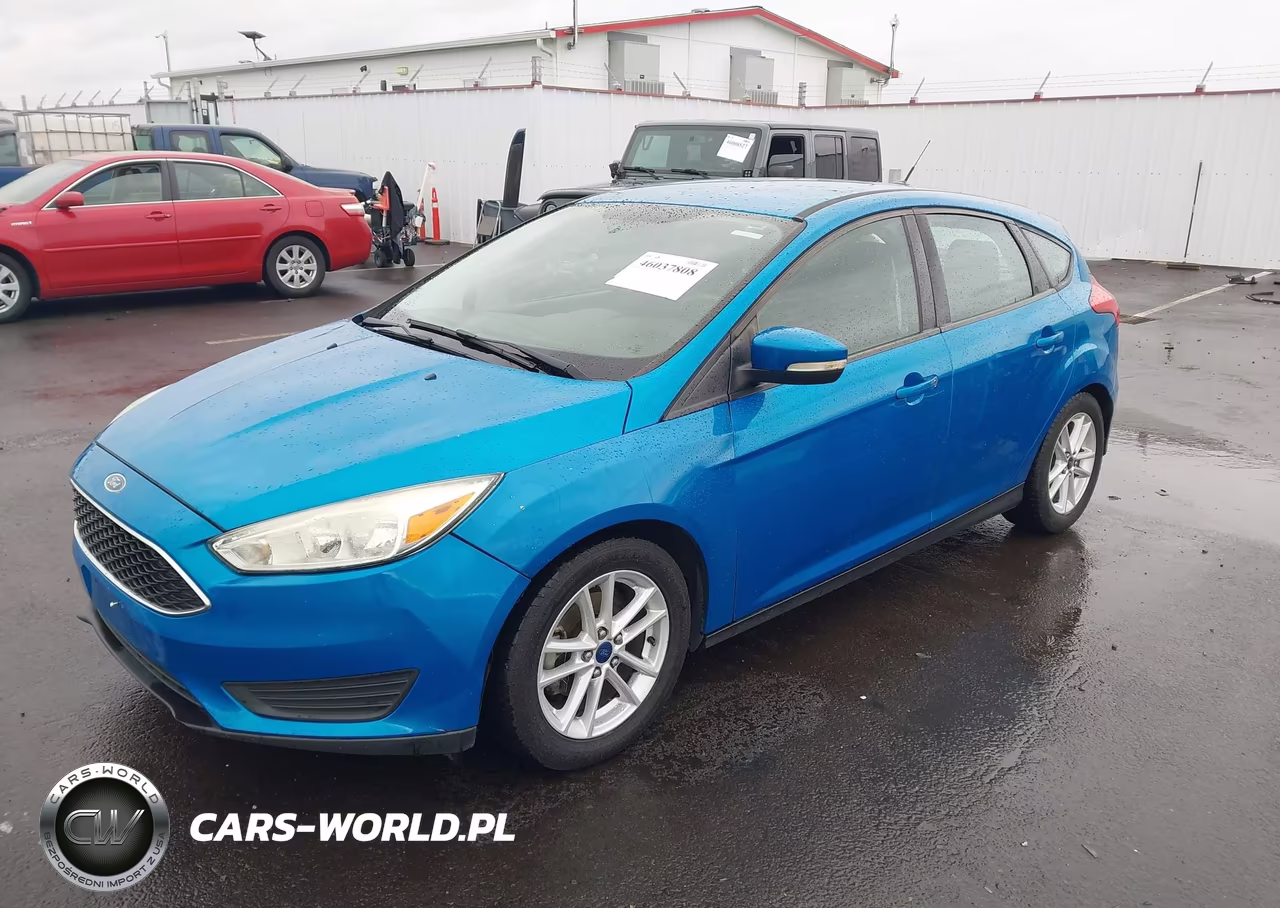 2015 Ford Focus Se VIN:1FADP3K26FL355460 - 2