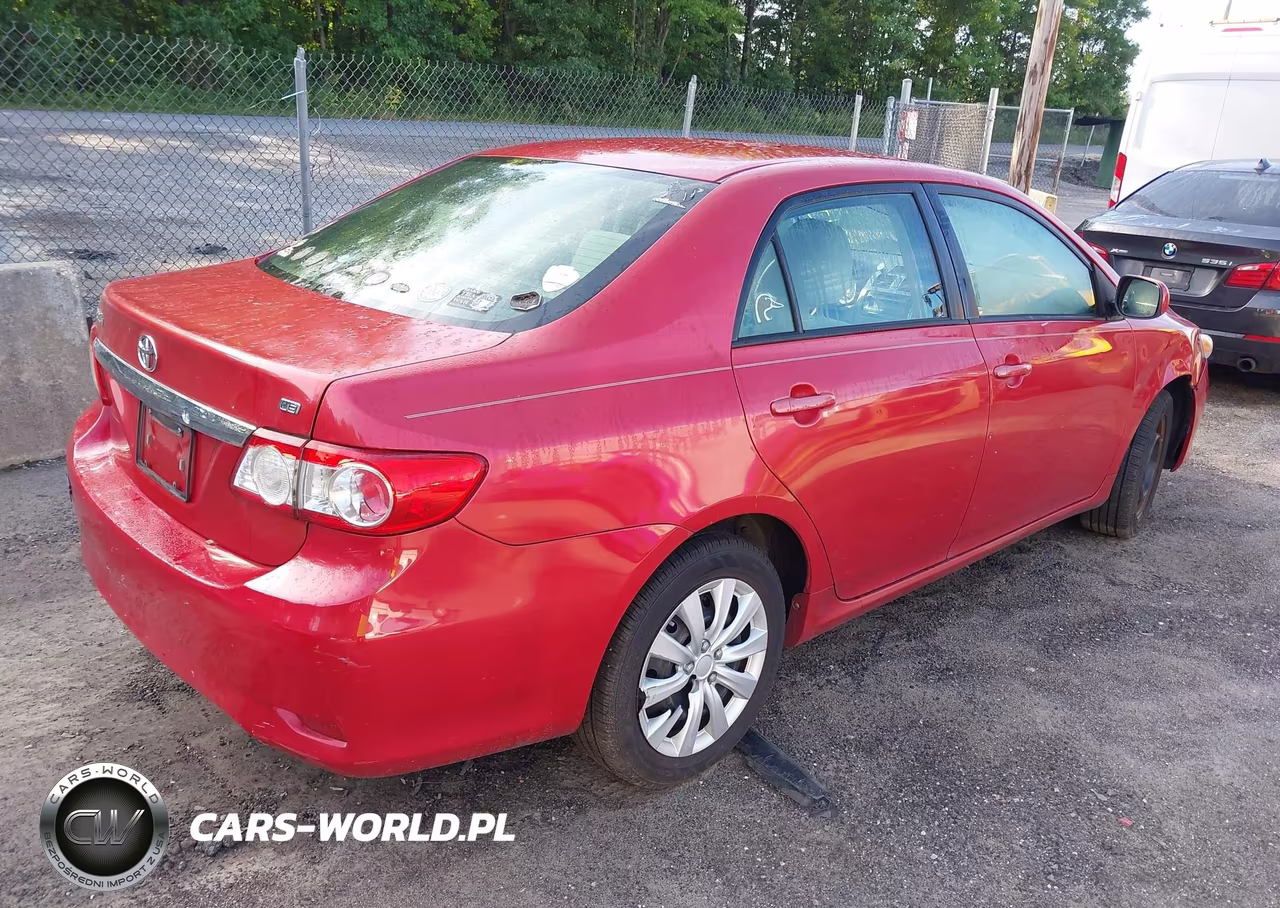 2012 Toyota Corolla Le VIN:2T1BU4EE7CC843731 - 4