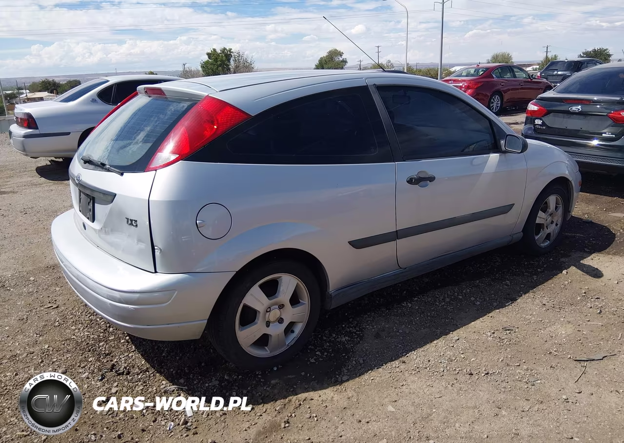 2002 Ford Focus Zx3 VIN:3FAFP31332R151472 - 4