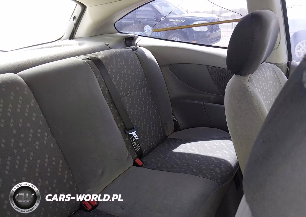 2002 Ford Focus Zx3 VIN:3FAFP31332R151472 - 8