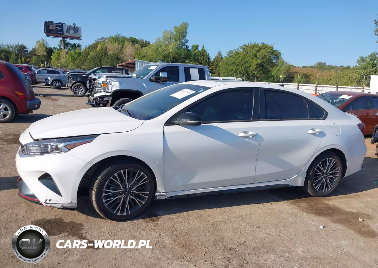 2023 Kia Forte Gt-Line VIN:3KPF54AD5PE634863 - 14