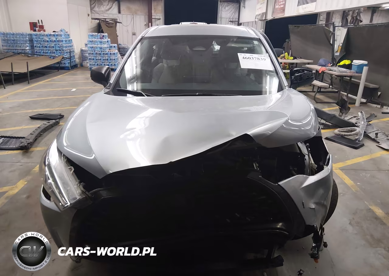 2024 Toyota Corolla Cross L VIN:7MUAAAAGXRV074416 - 13