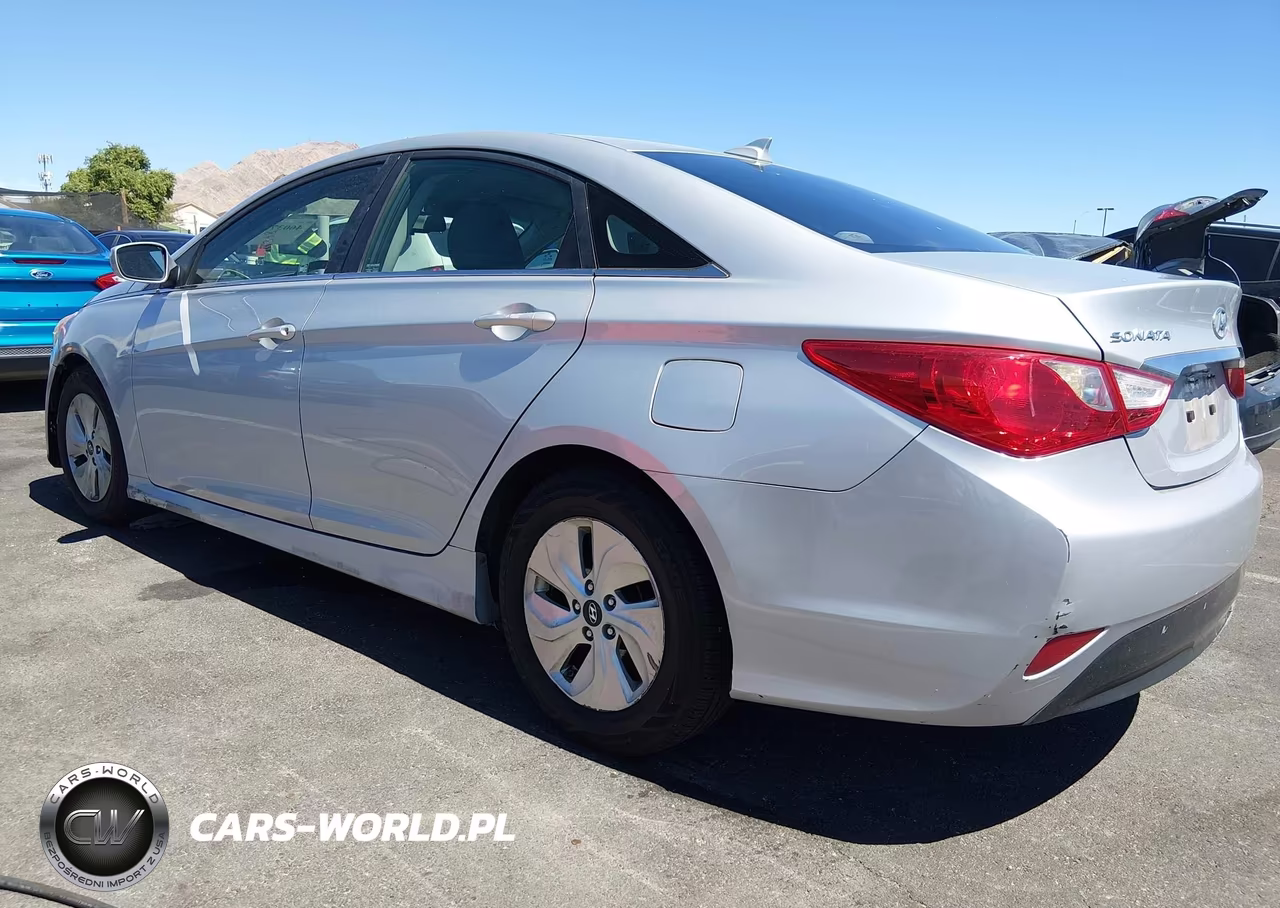 2014 Hyundai Sonata Gls VIN:5NPEB4AC7EH822403 - 3