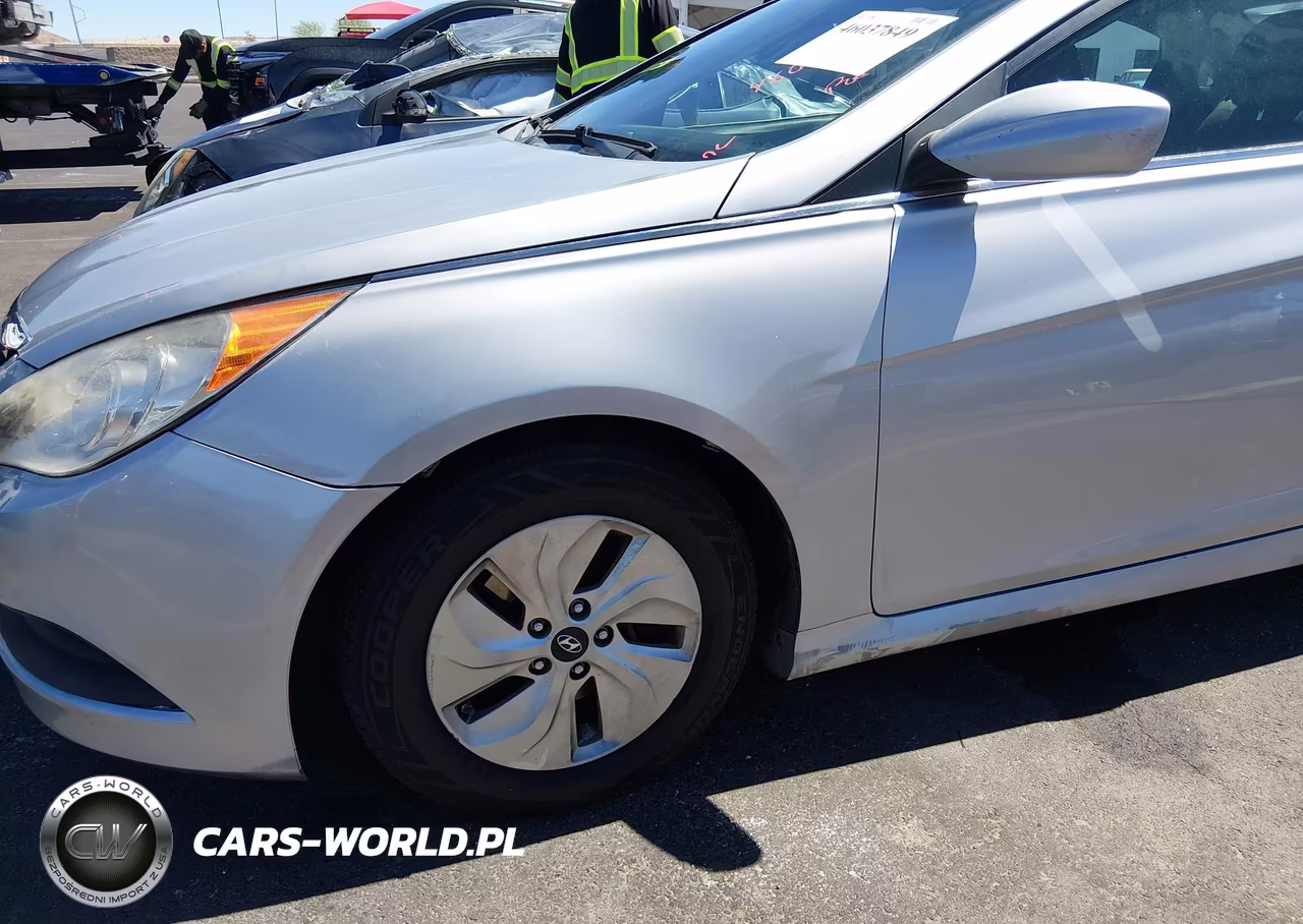 2014 Hyundai Sonata Gls VIN:5NPEB4AC7EH822403 - 6