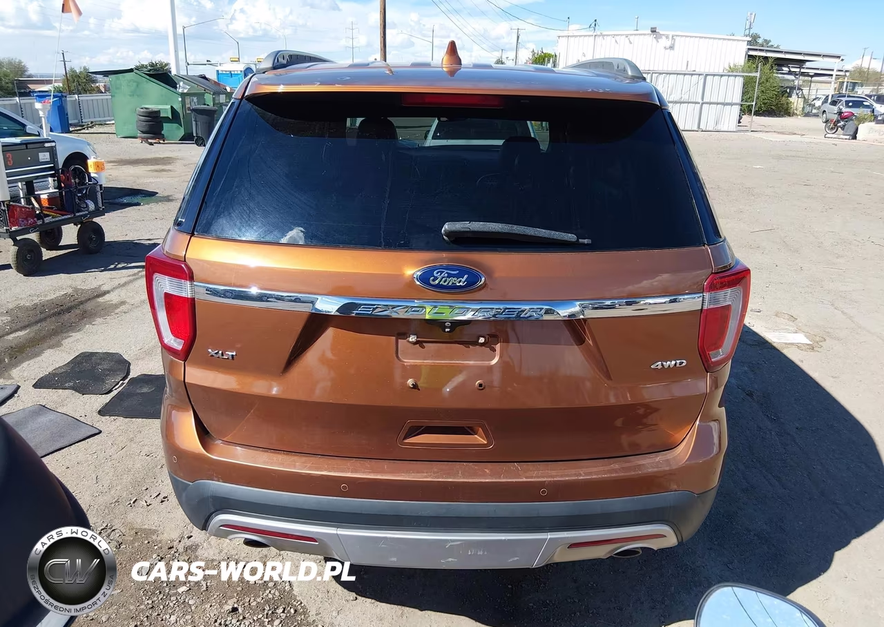 2017 Ford Explorer Xlt VIN:1FM5K8D89HGB14561 - 16