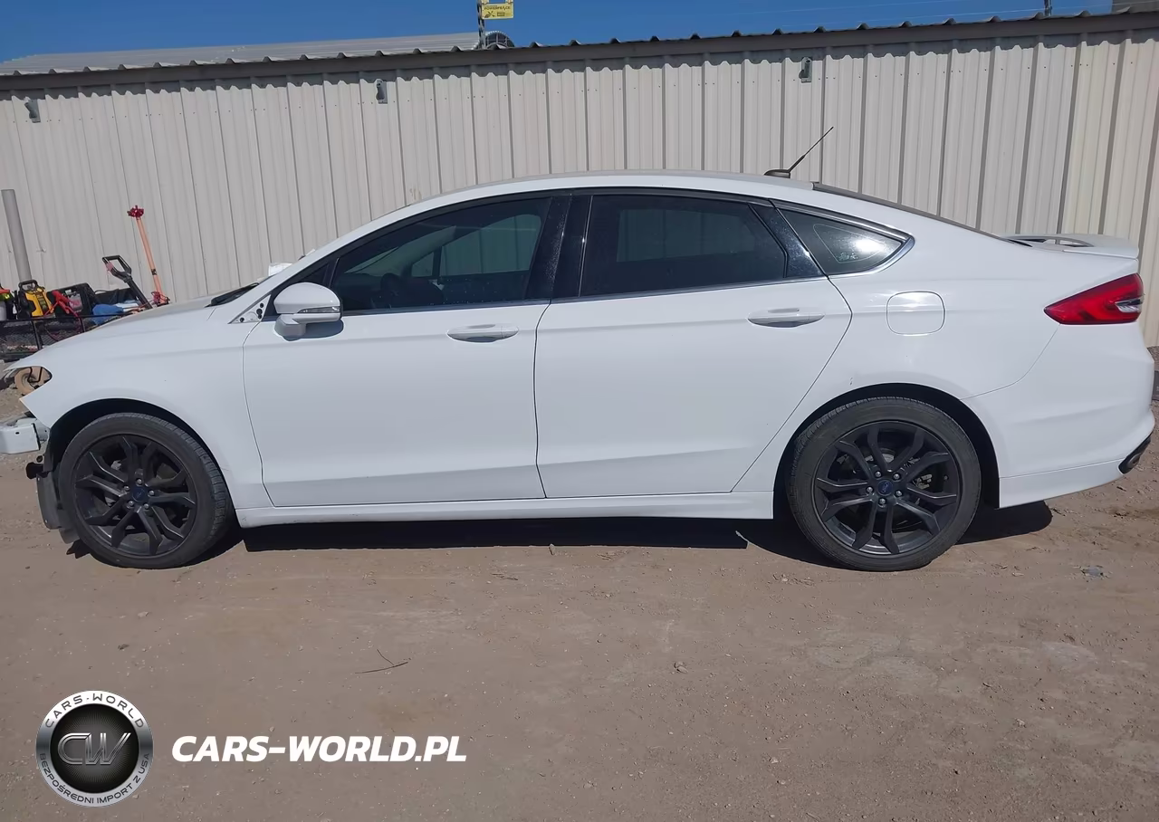 2018 Ford Fusion Se VIN:3FA6P0T91JR242660 - 15
