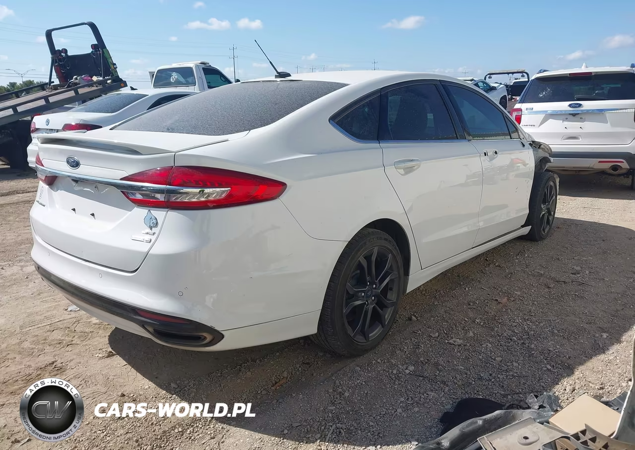 2018 Ford Fusion Se VIN:3FA6P0T91JR242660 - 4