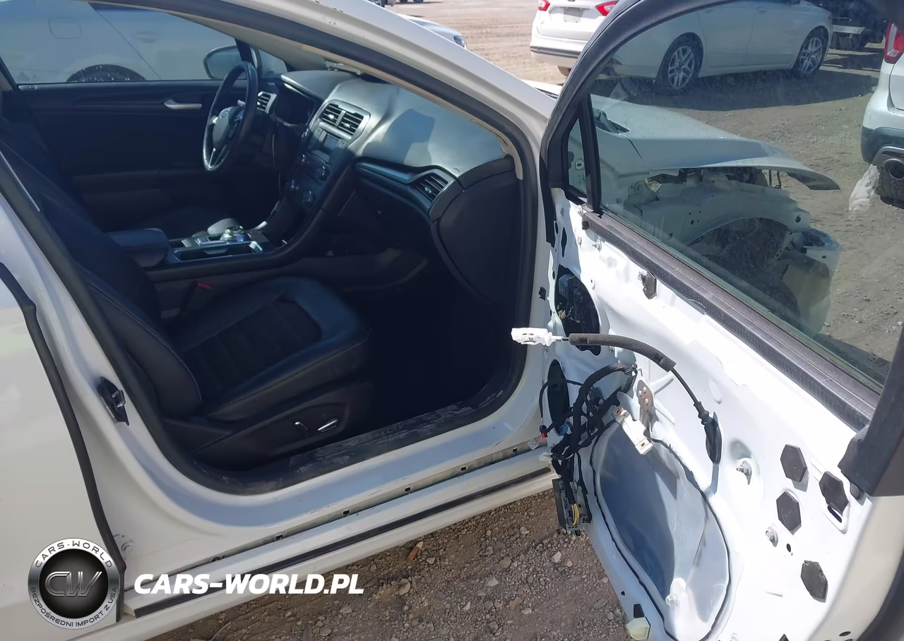 2018 Ford Fusion Se VIN:3FA6P0T91JR242660 - 5