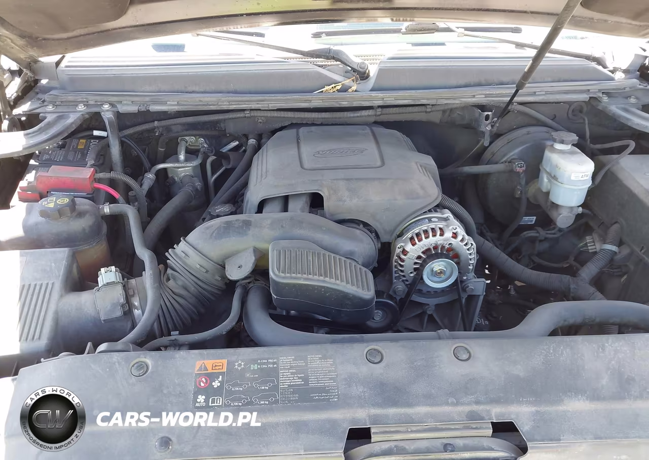 2012 Chevrolet Suburban 1500 Ls VIN:1GNSCHE00CR183429 - 10
