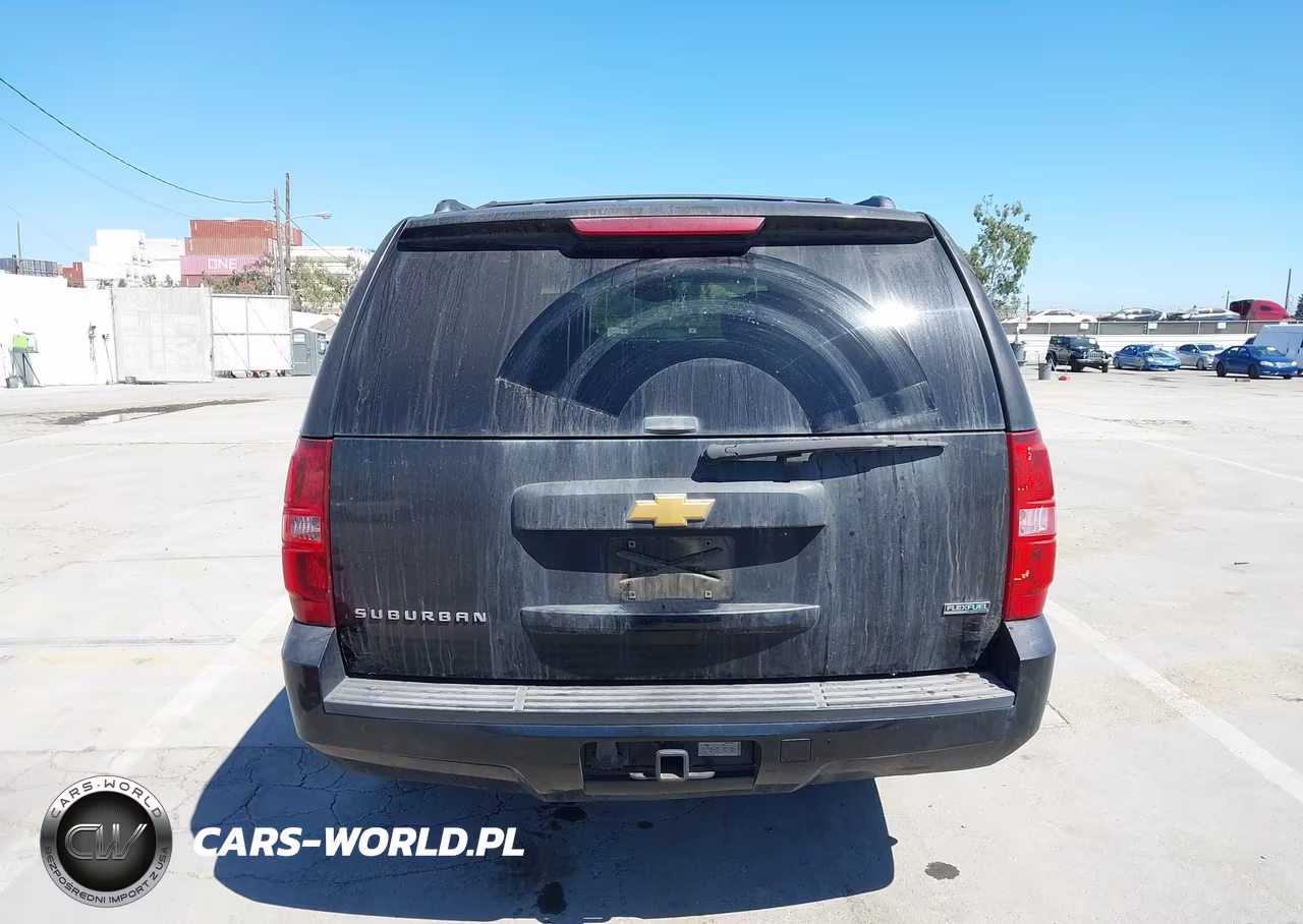 2012 Chevrolet Suburban 1500 Ls VIN:1GNSCHE00CR183429 - 17