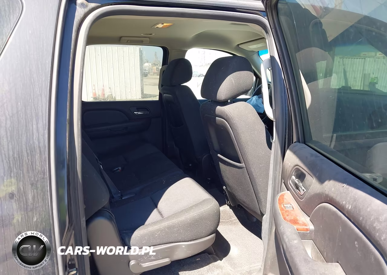 2012 Chevrolet Suburban 1500 Ls VIN:1GNSCHE00CR183429 - 8