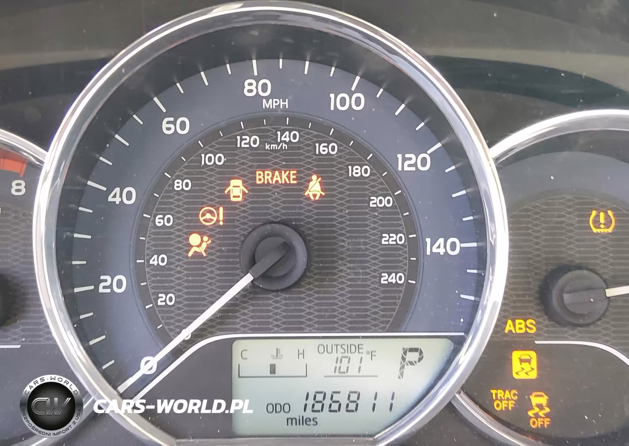 2015 Toyota Corolla Le VIN:5YFBURHE1FP245096 - 15
