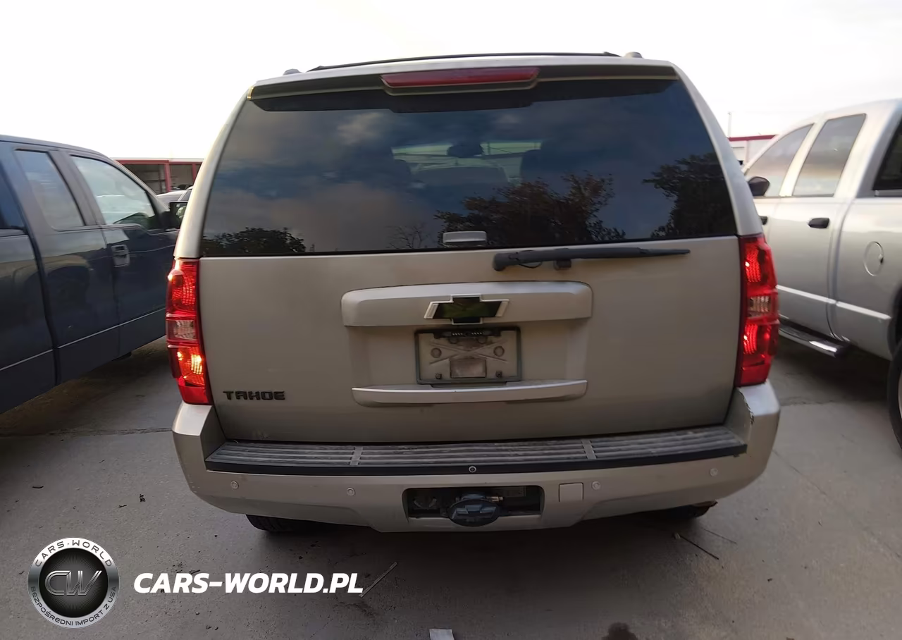 2007 Chevrolet Tahoe Ls VIN:1GNFC13097J403554 - 17