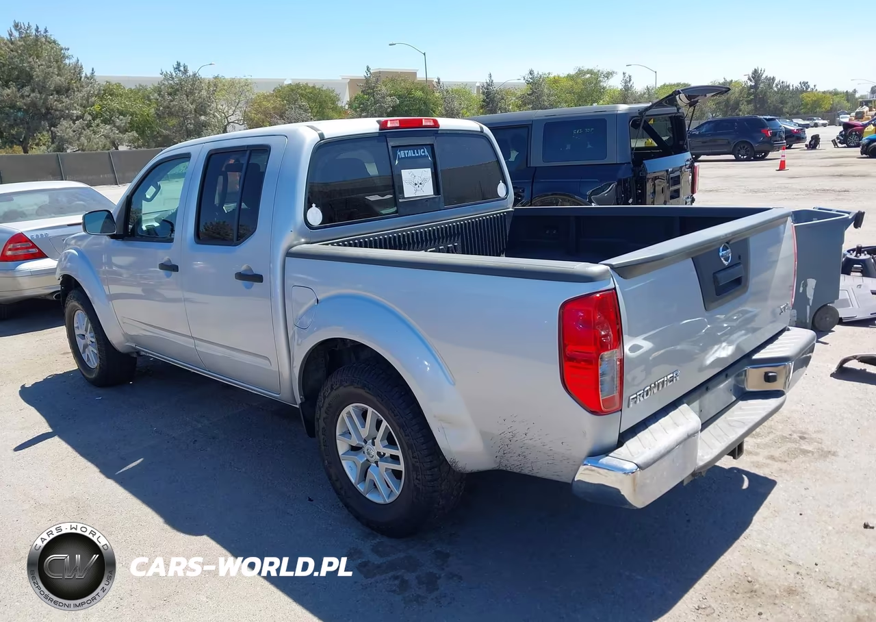 2016 Nissan Frontier Desert Runner-S-Sl-Sv VIN:1N6AD0ERXGN725664 - 3