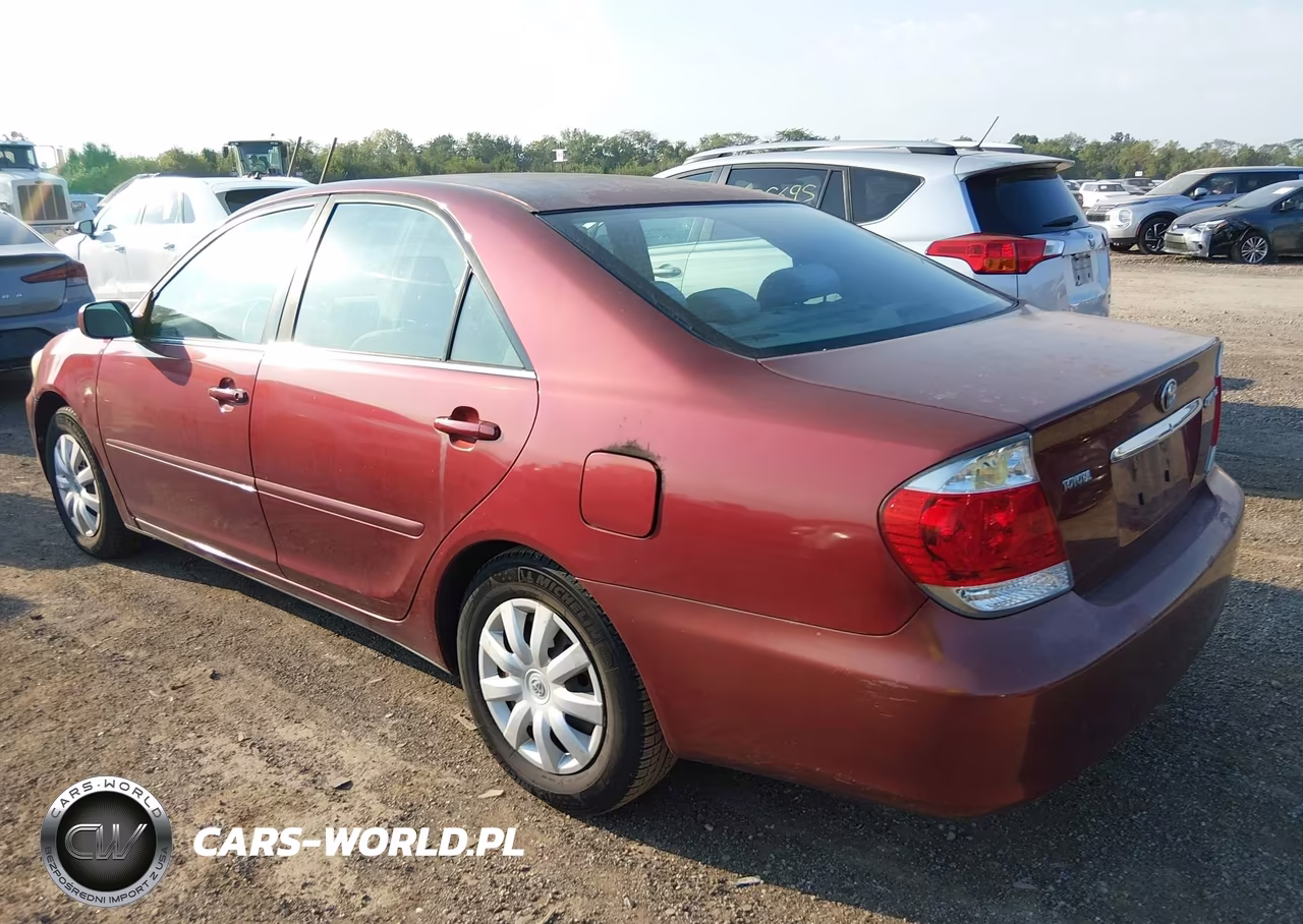 2005 Toyota Camry Le VIN:4T1BE30K55U005459 - 3