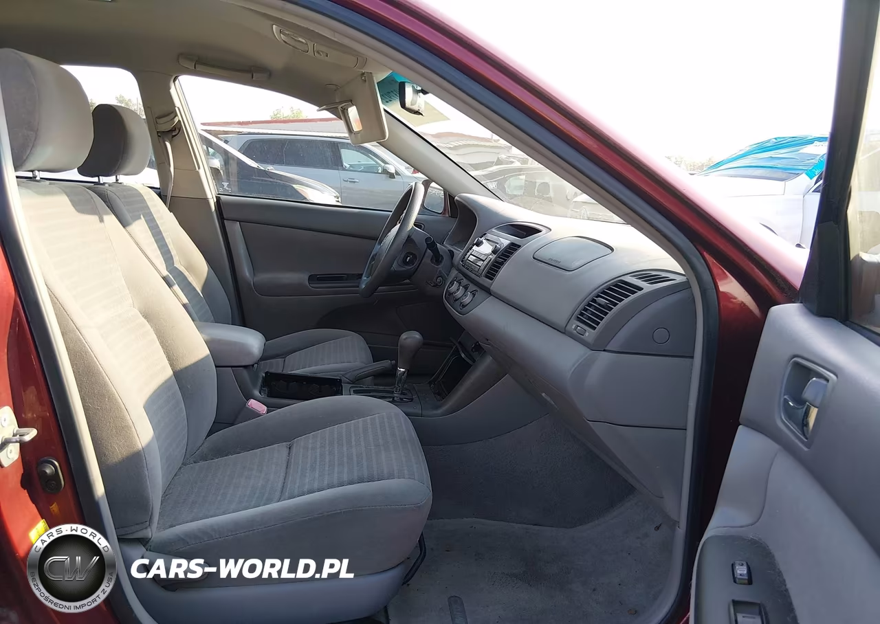 2005 Toyota Camry Le VIN:4T1BE30K55U005459 - 5