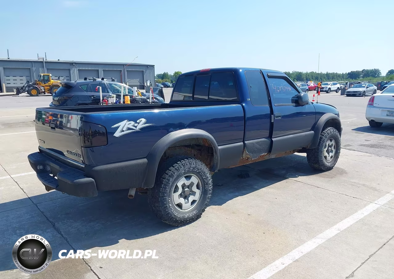 2000 Chevrolet S-10 Ls VIN:1GCCT19W6Y8299041 - 4