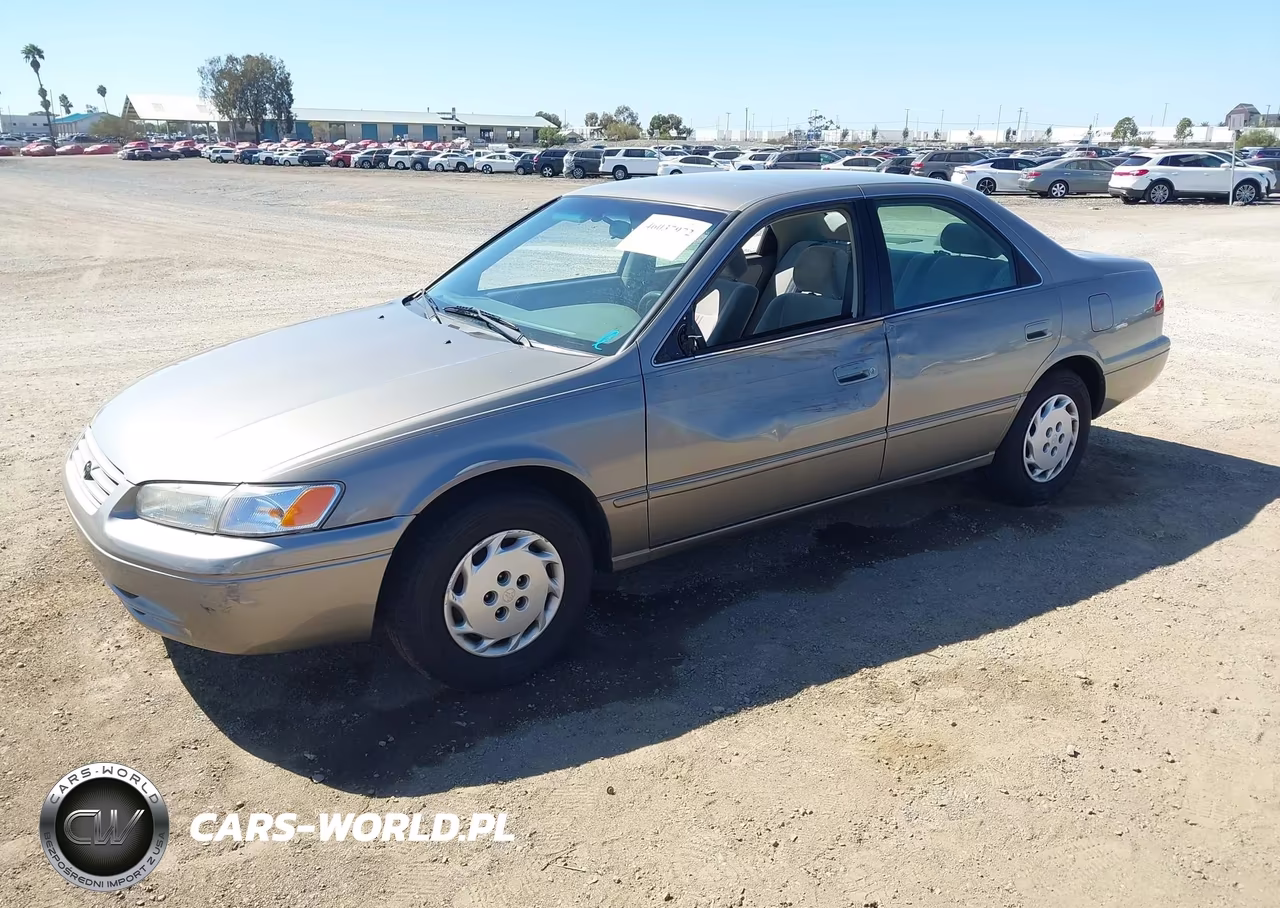1998 Toyota Camry Le VIN:4T1BG22K8WU266538 - 2