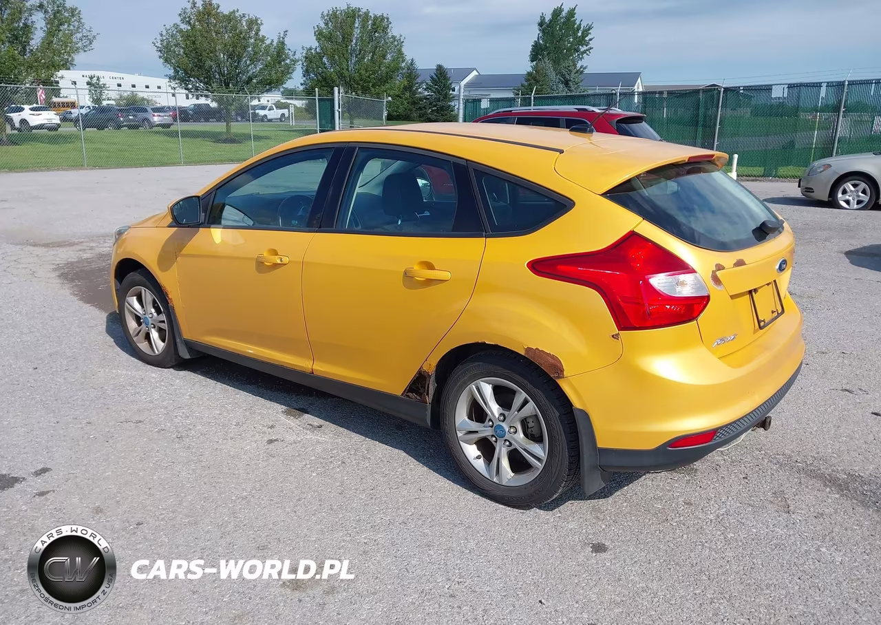 2012 Ford Focus Se VIN:1FAHP3K28CL125139 - 3