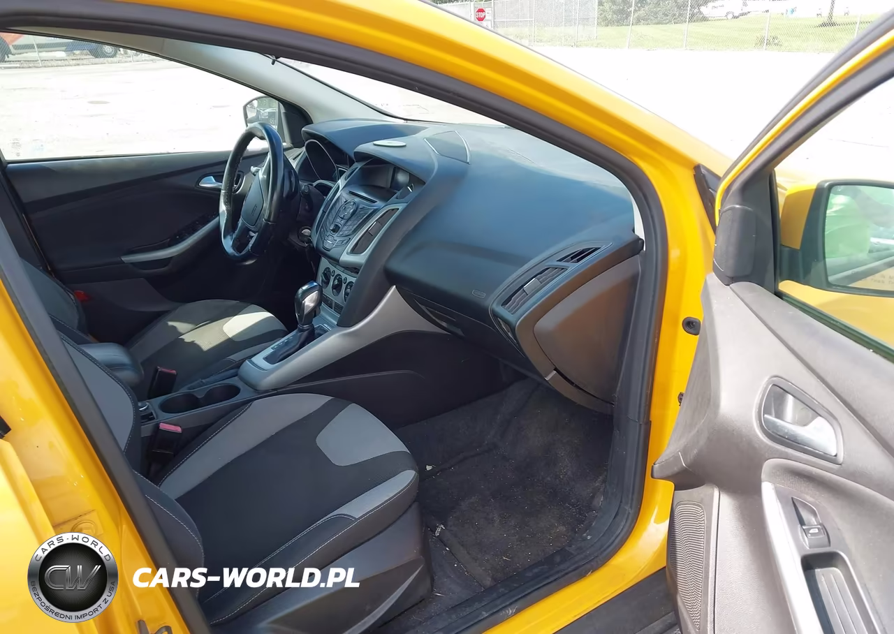 2012 Ford Focus Se VIN:1FAHP3K28CL125139 - 5