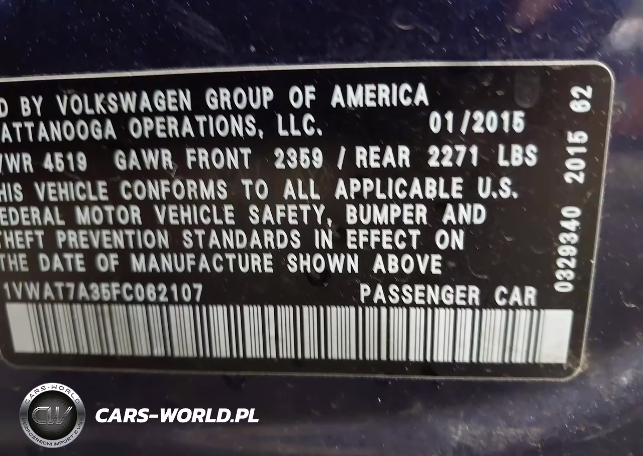 2015 Volkswagen Passat 1.8T Wolfsburg Edition VIN:1VWAT7A35FC062107 - 9