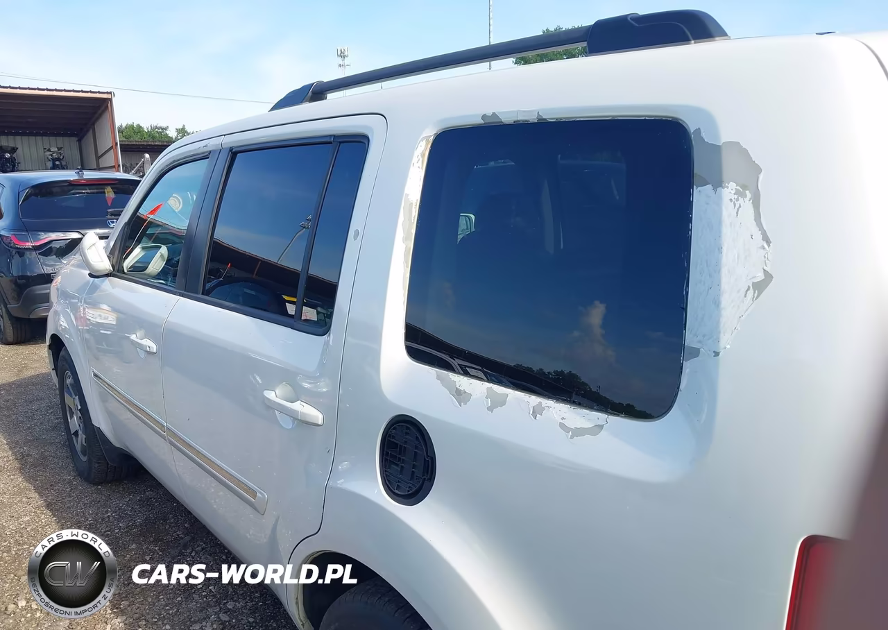 2011 Honda Pilot Touring VIN:5FNYF4H97BB061068 - 14