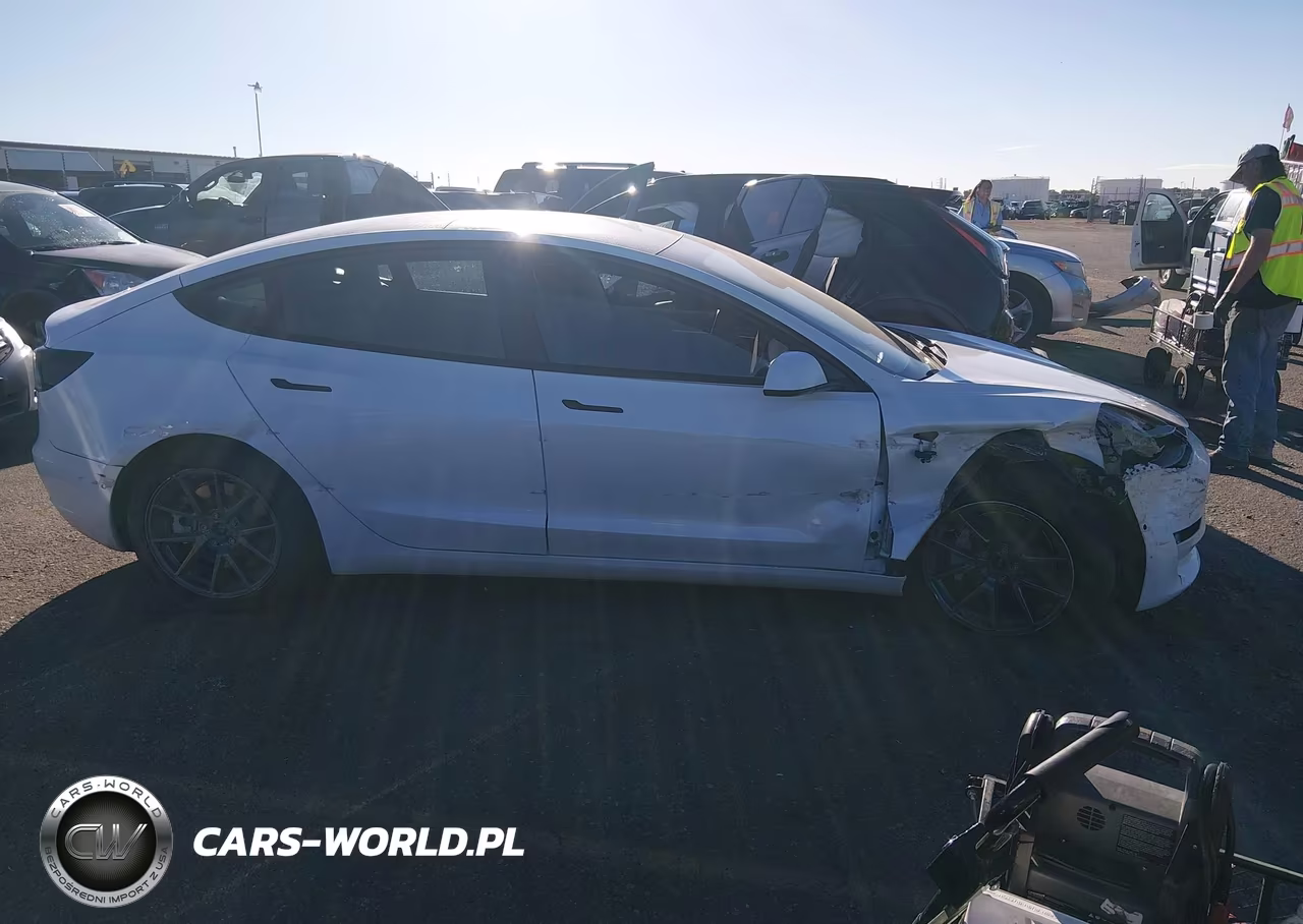 2022 Tesla Model 3 Long Range Dual Motor All-Wheel Drive VIN:5YJ3E1EB7NF120515 - 14