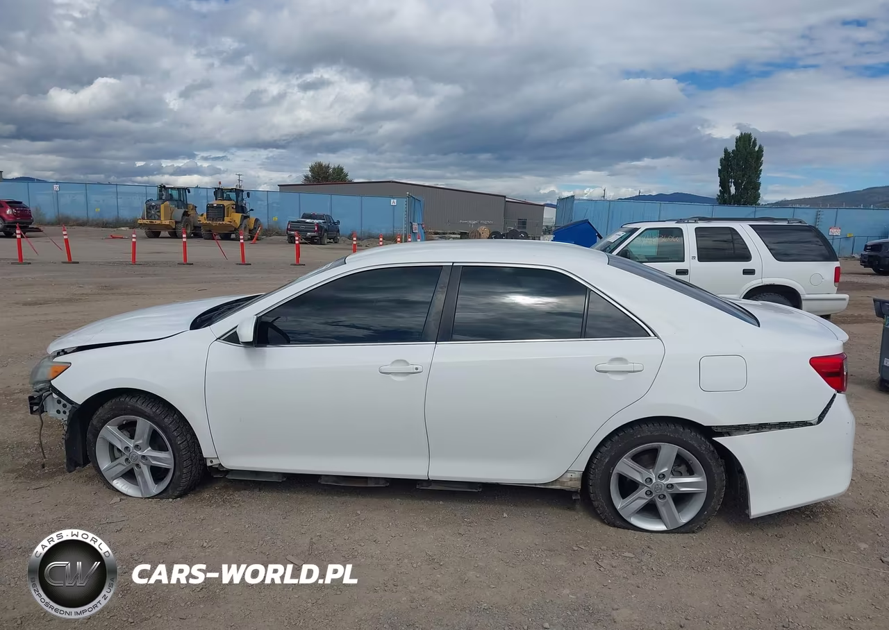 2014 Toyota Camry Se VIN:4T1BF1FK1EU309980 - 15