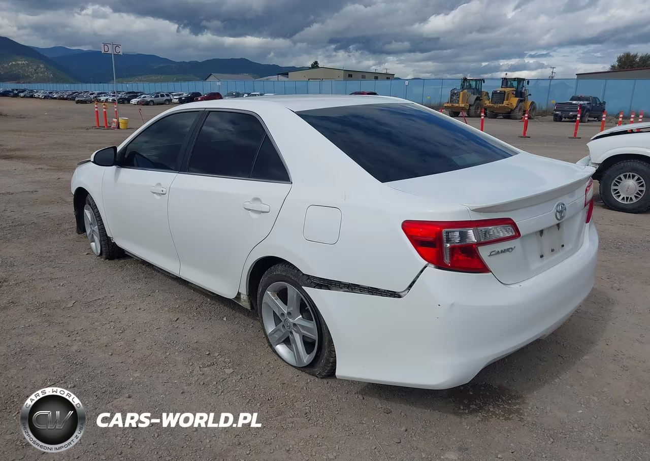 2014 Toyota Camry Se VIN:4T1BF1FK1EU309980 - 3