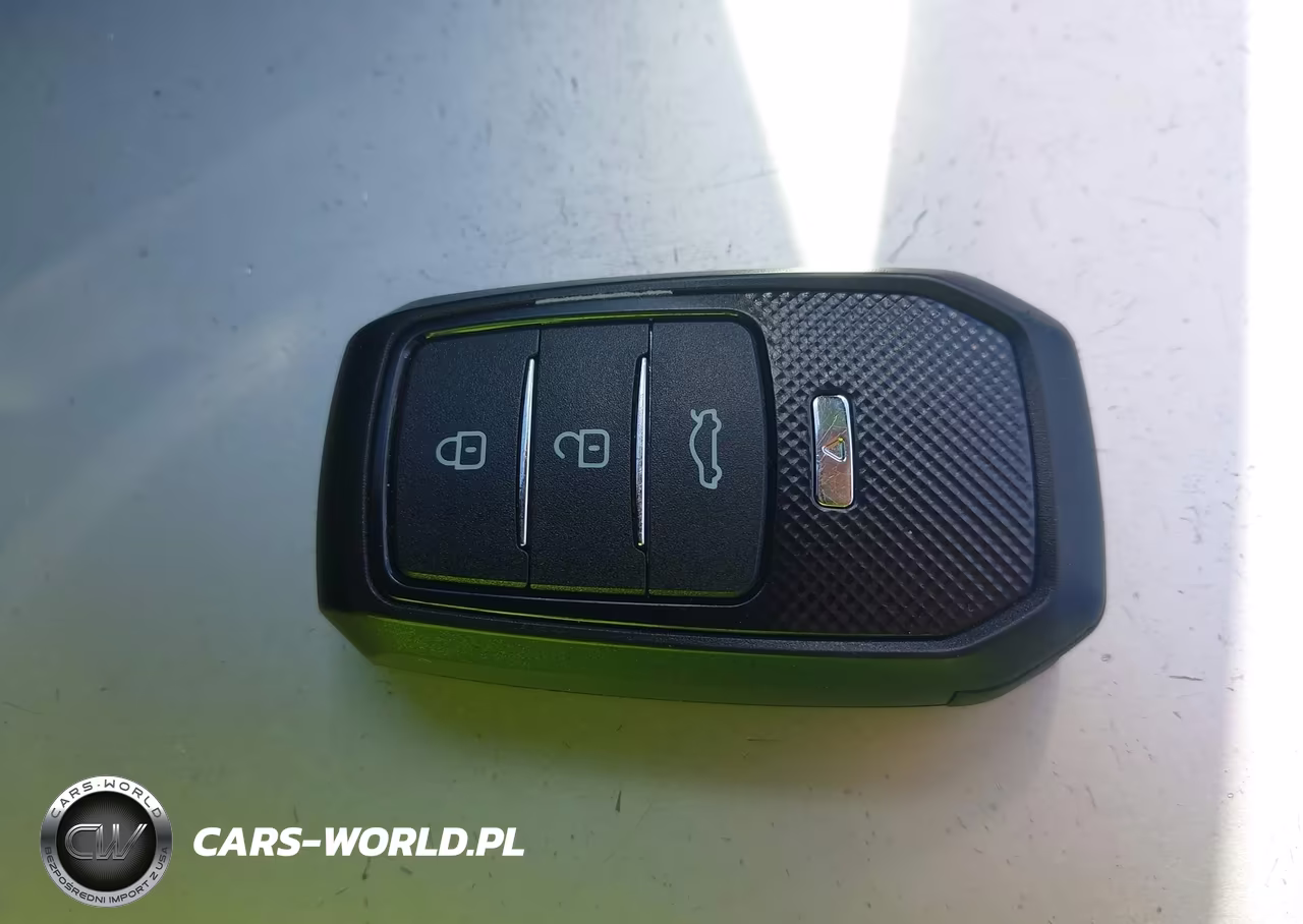 2015 Toyota Prius Plug-In VIN:JTDKN3DP5F3073326 - 11