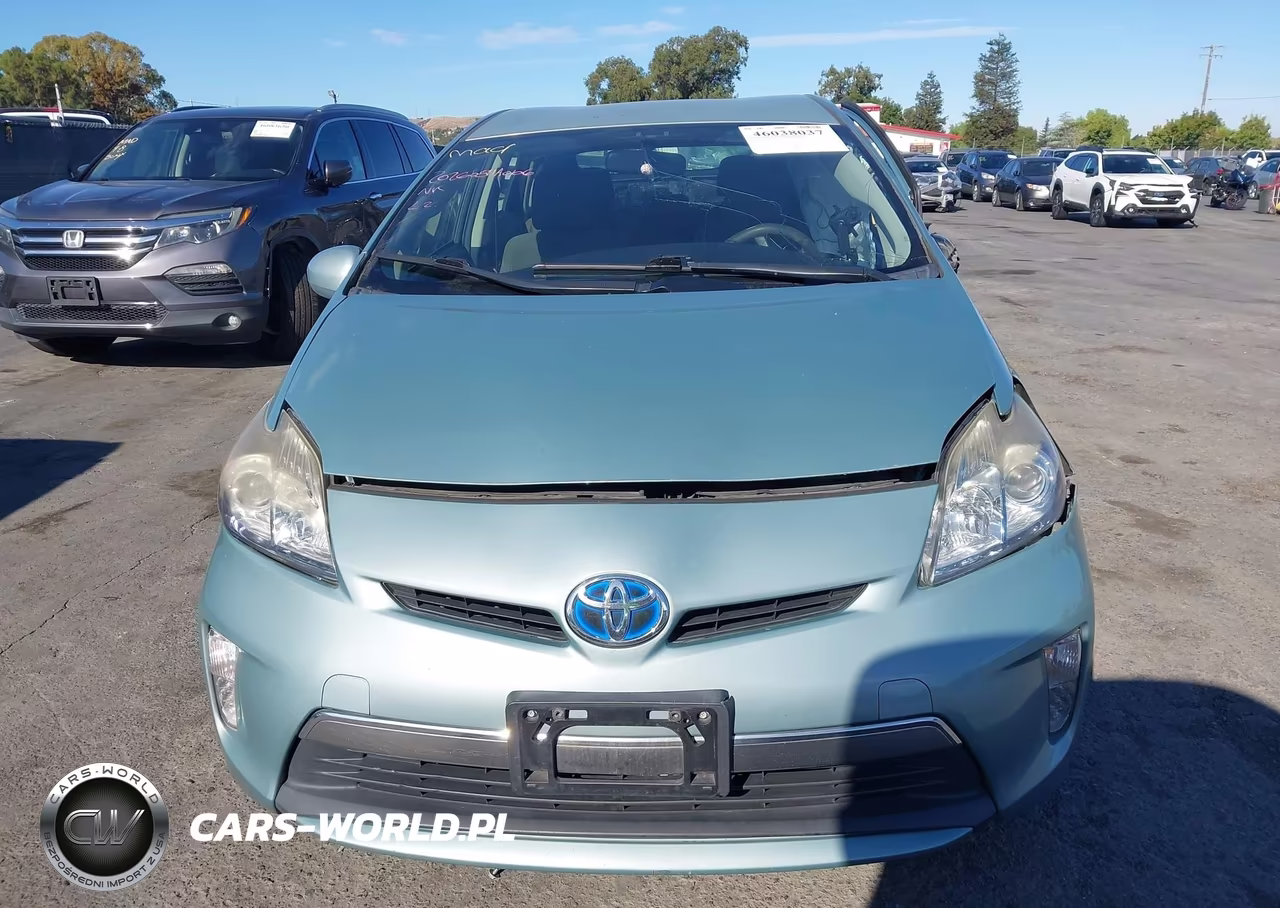 2015 Toyota Prius Plug-In VIN:JTDKN3DP5F3073326 - 12