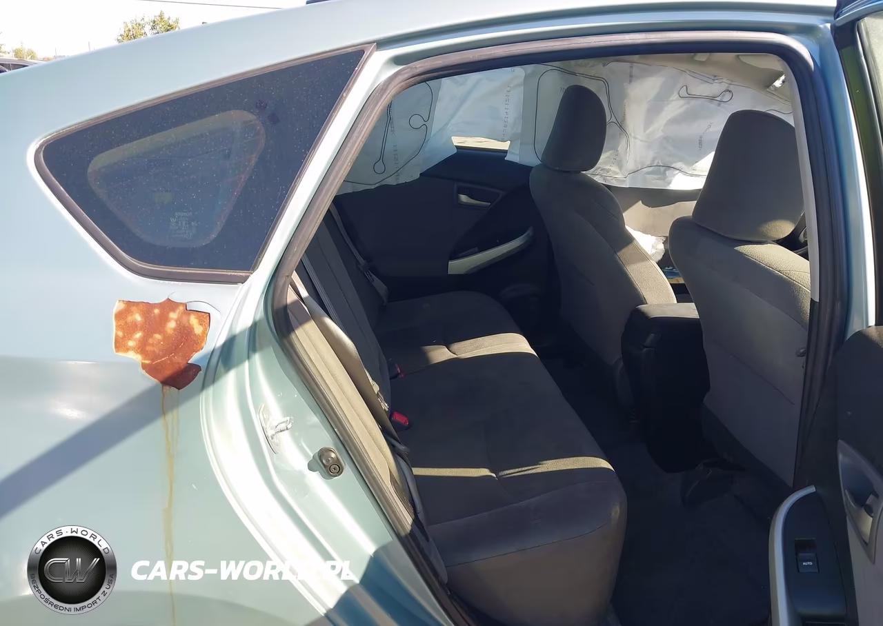 2015 Toyota Prius Plug-In VIN:JTDKN3DP5F3073326 - 8