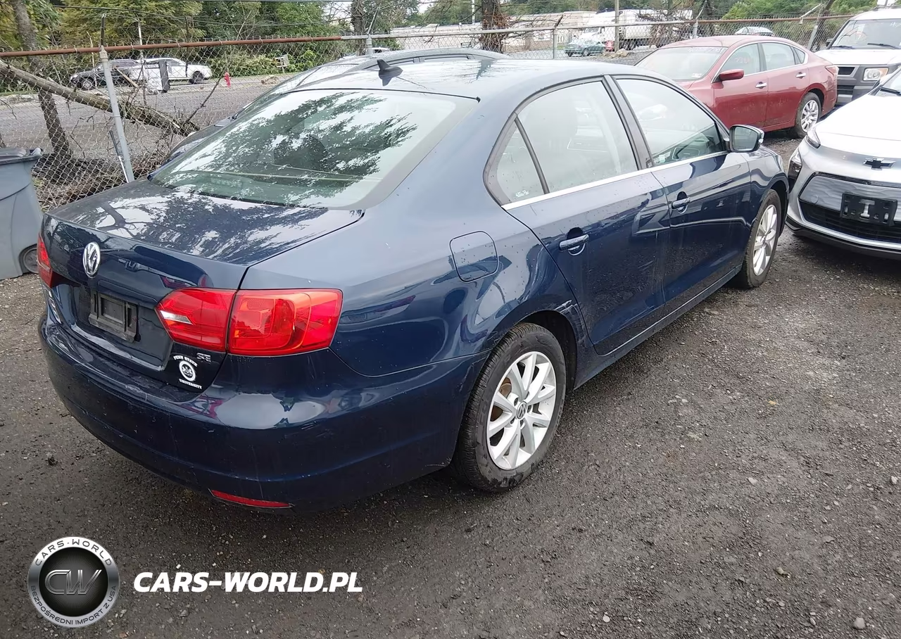 2014 Volkswagen Jetta 1.8T Se VIN:3VWD17AJ9EM427368 - 4