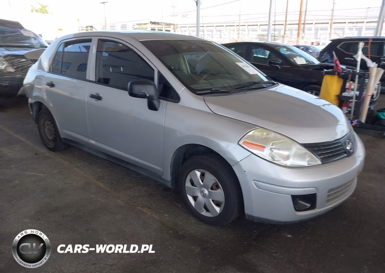 2010 Nissan Versa 1.6 Base