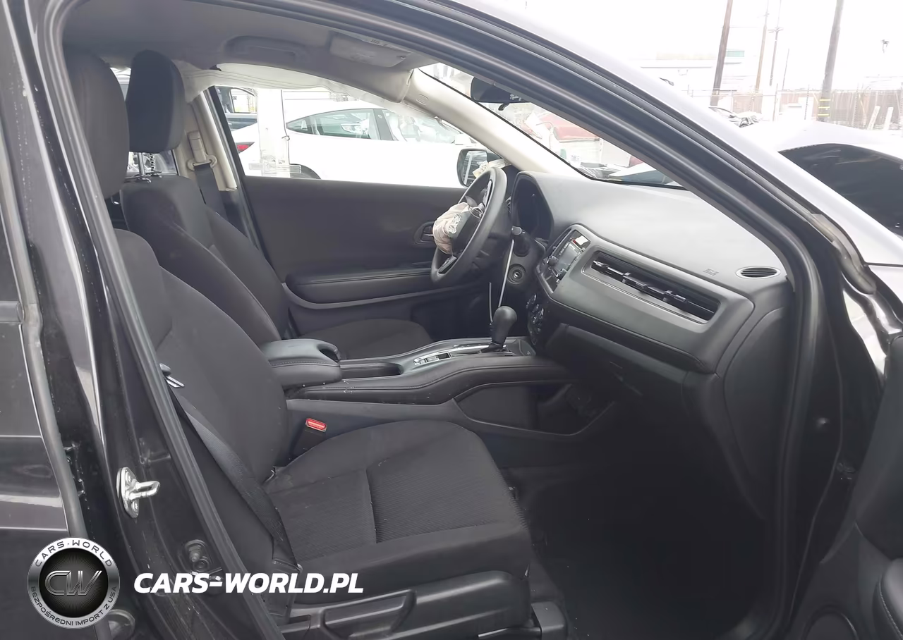2018 Honda Hr-V Lx VIN:3CZRU5H31JG701645 - 5