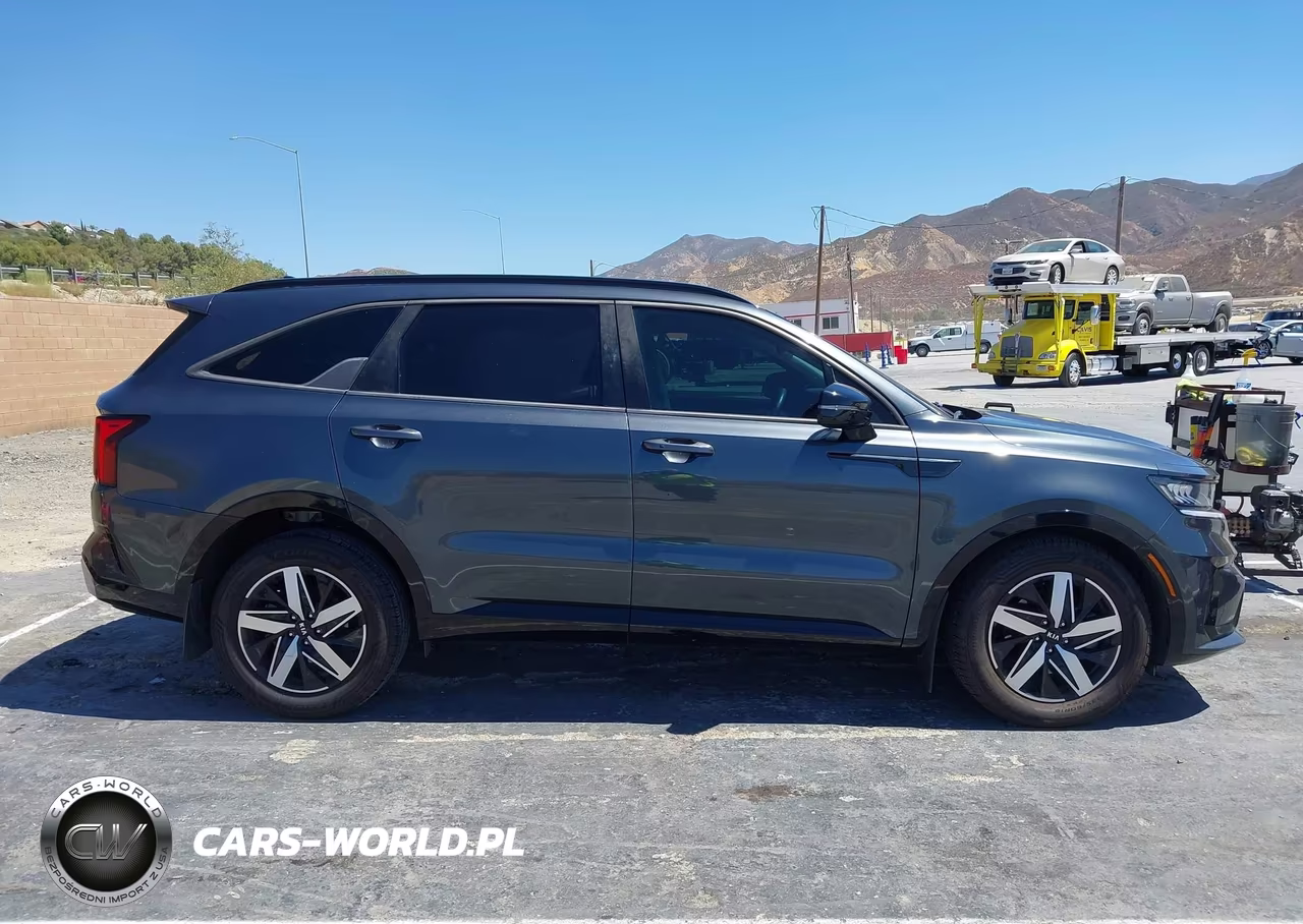 2021 Kia Sorento S VIN:5XYRL4LCXMG018596 - 13