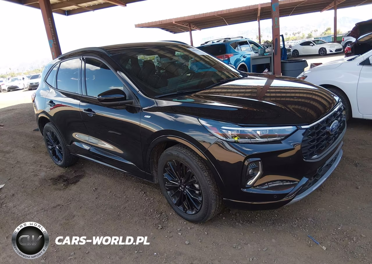 2023 Ford Escape St-Line Elite