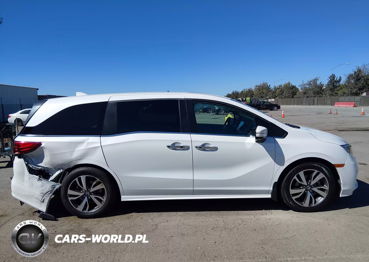 2023 Honda Odyssey Touring VIN:5FNRL6H85PB015889 - 13