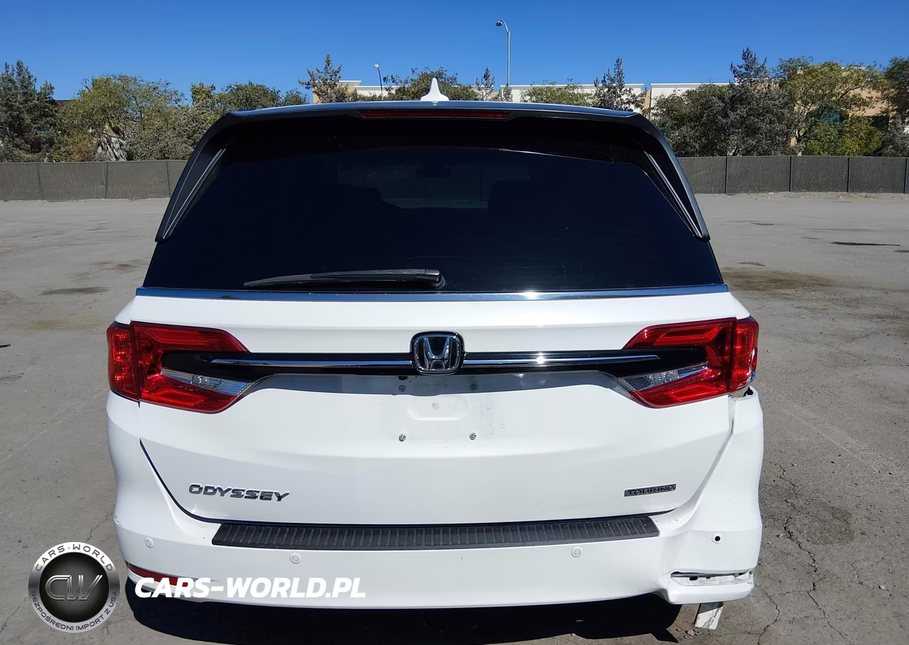 2023 Honda Odyssey Touring VIN:5FNRL6H85PB015889 - 16