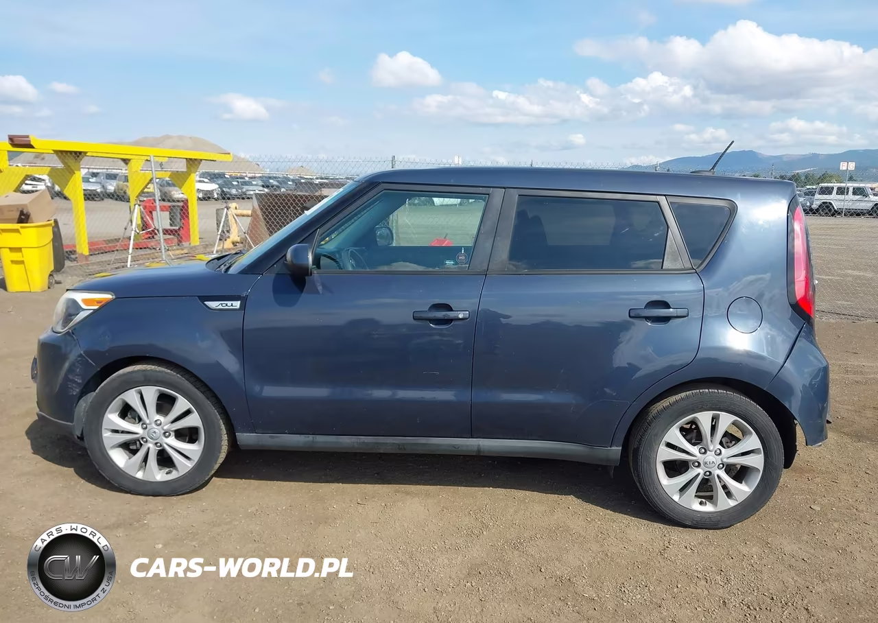 2015 Kia Soul + VIN:KNDJP3A51F7176695 - 15