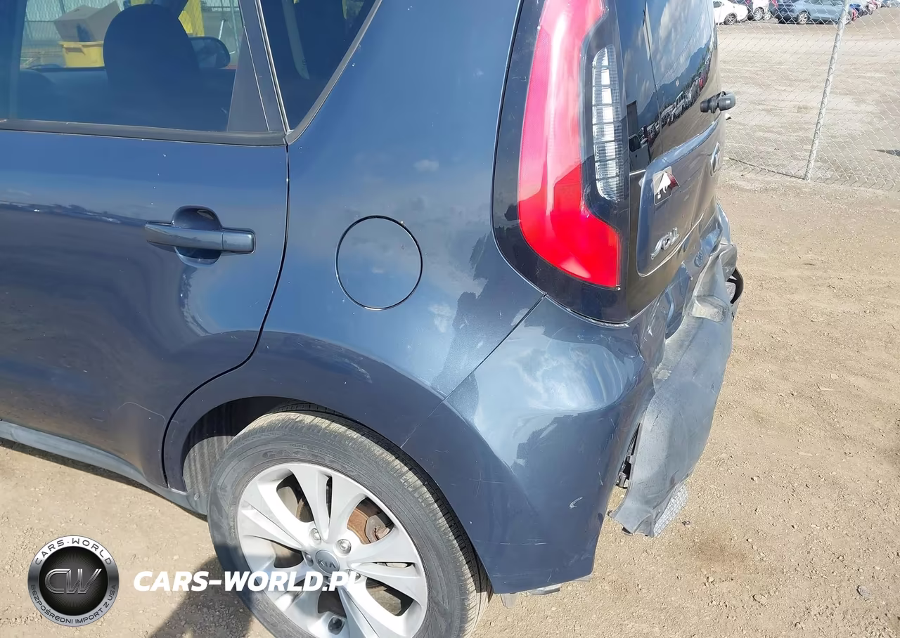 2015 Kia Soul + VIN:KNDJP3A51F7176695 - 20
