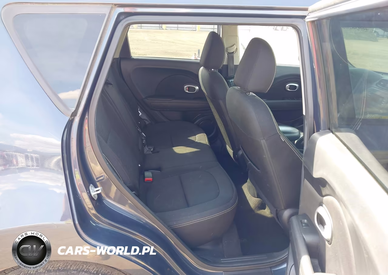 2015 Kia Soul + VIN:KNDJP3A51F7176695 - 8