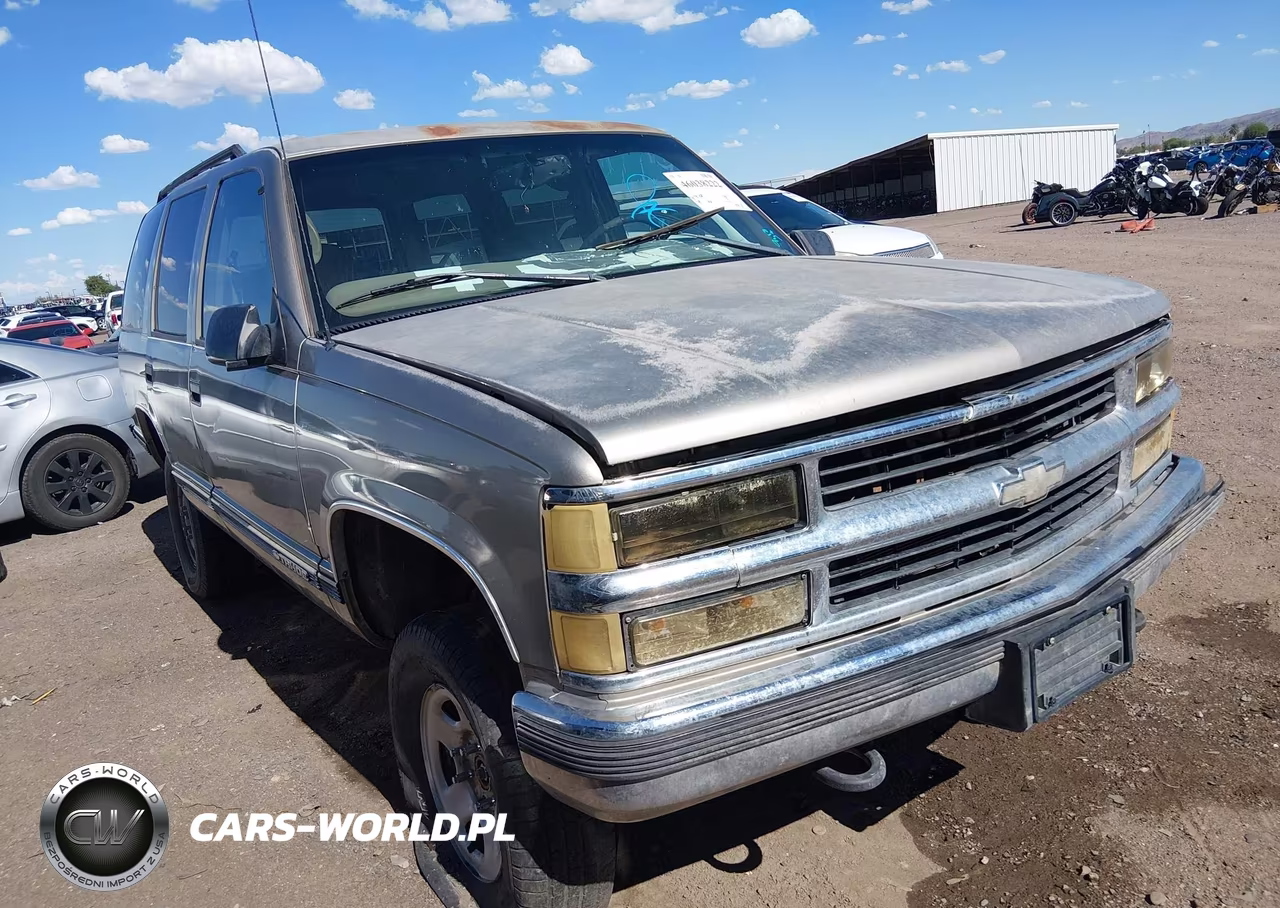 1999 Chevrolet Tahoe Ls VIN:1GNEK13R5XJ364863 - 1