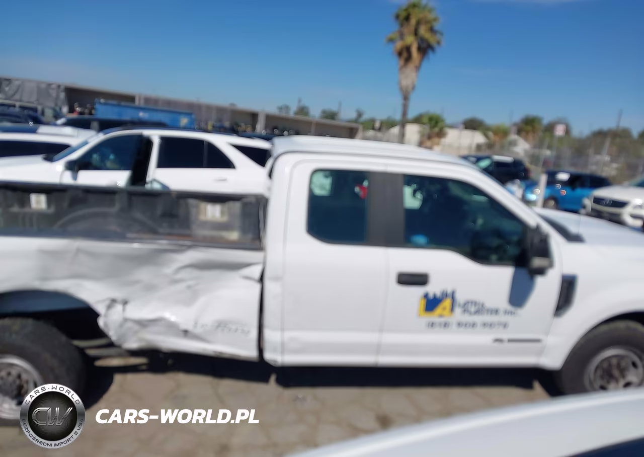 2017 Ford F-250 Xl VIN:1FT7X2AT2HEE83343 - 13