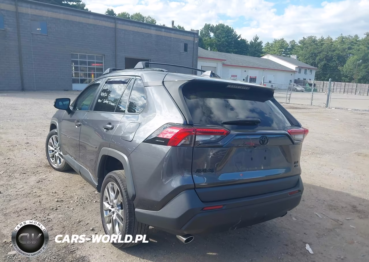 2021 Toyota Rav4 Xle Premium VIN:2T3A1RFV8MC154743 - 3