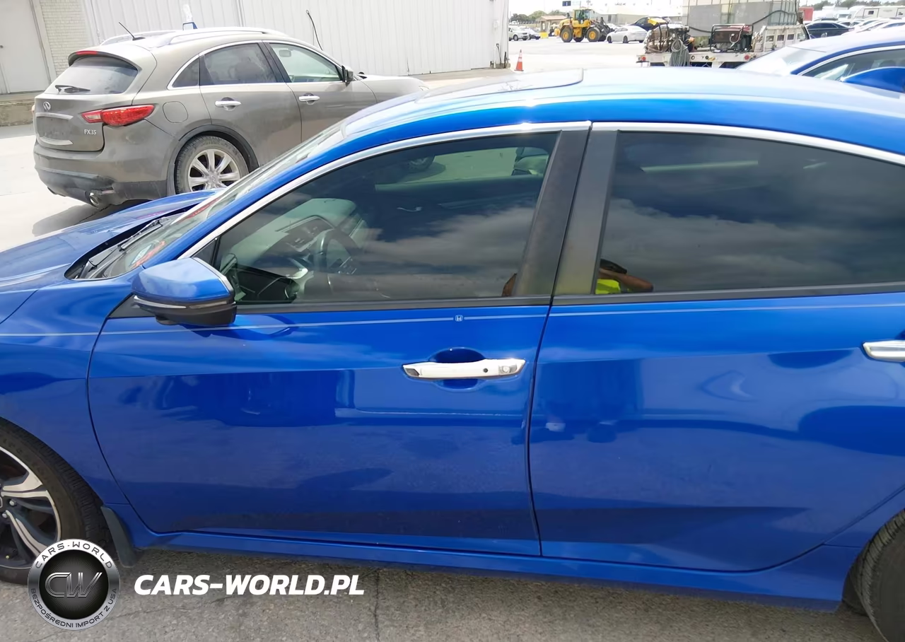2018 Honda Civic Touring VIN:JHMFC1F99JX021093 - 16